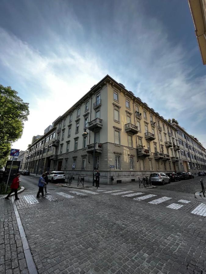 Elegante E Accogliente Appartamento A Torino Exteriör bild