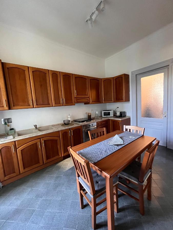 Elegante E Accogliente Appartamento A Torino Exteriör bild